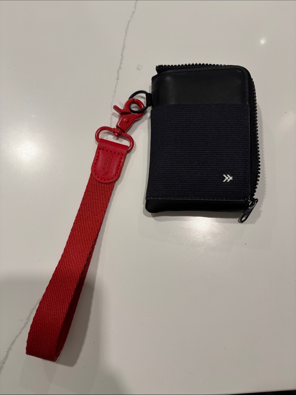 Thread Wallet Black Leather Zip Card Wallet with Red Wristlet